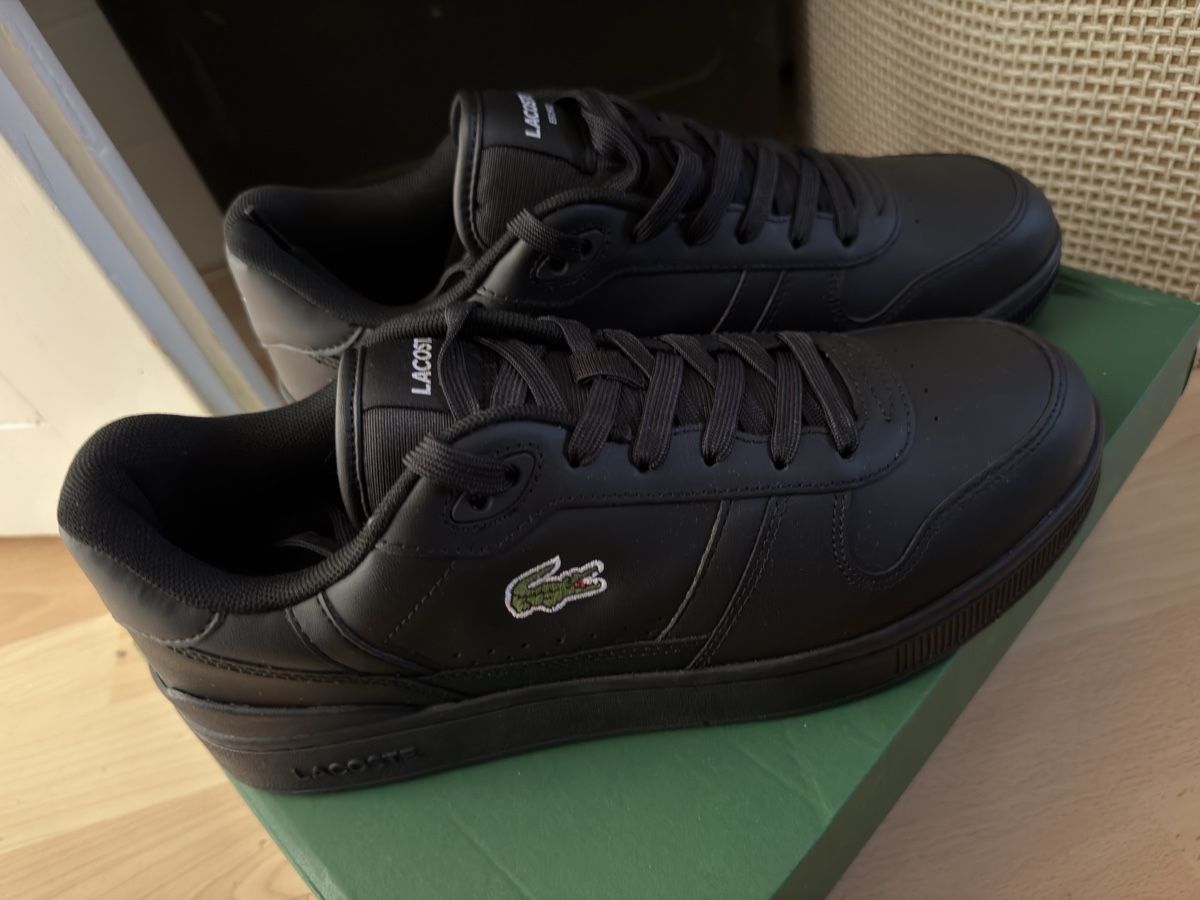 Lacoste Herrenschuhe: Baskets lacoste – Neu und originalverpackt aus Etoy von jav_zn9f