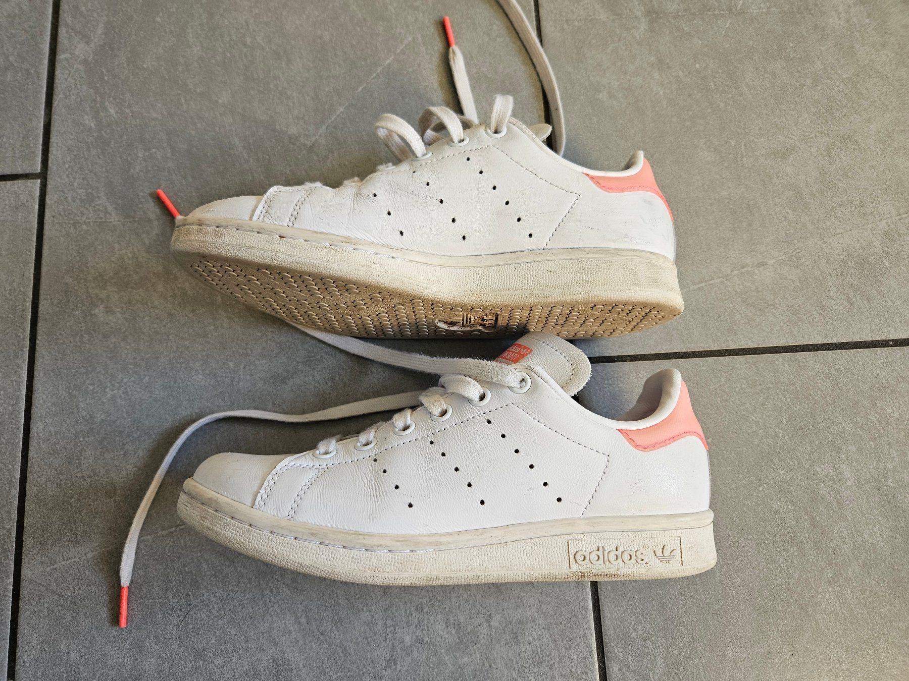 Adidas Chaussures femmes: Adidas Stan Smith 36 – D'occasion à Frauenfeld par Heren_67 1