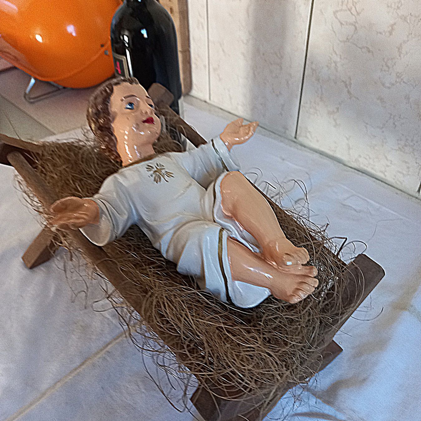 Tutte le decorazioni: Jesuskind in Krippe antik – Usato da Baar venduto da 2cvbaar 5