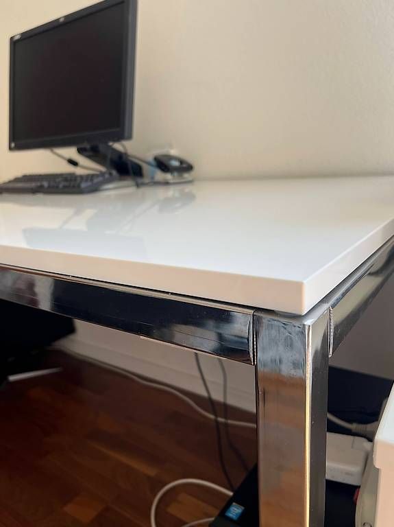 Scrivanie: Bürotisch weiss / chrom mit Korpus – Usato da Arlesheim venduto da SKA_4144 3