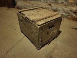 Alte Holzkiste/Getränkeharasse