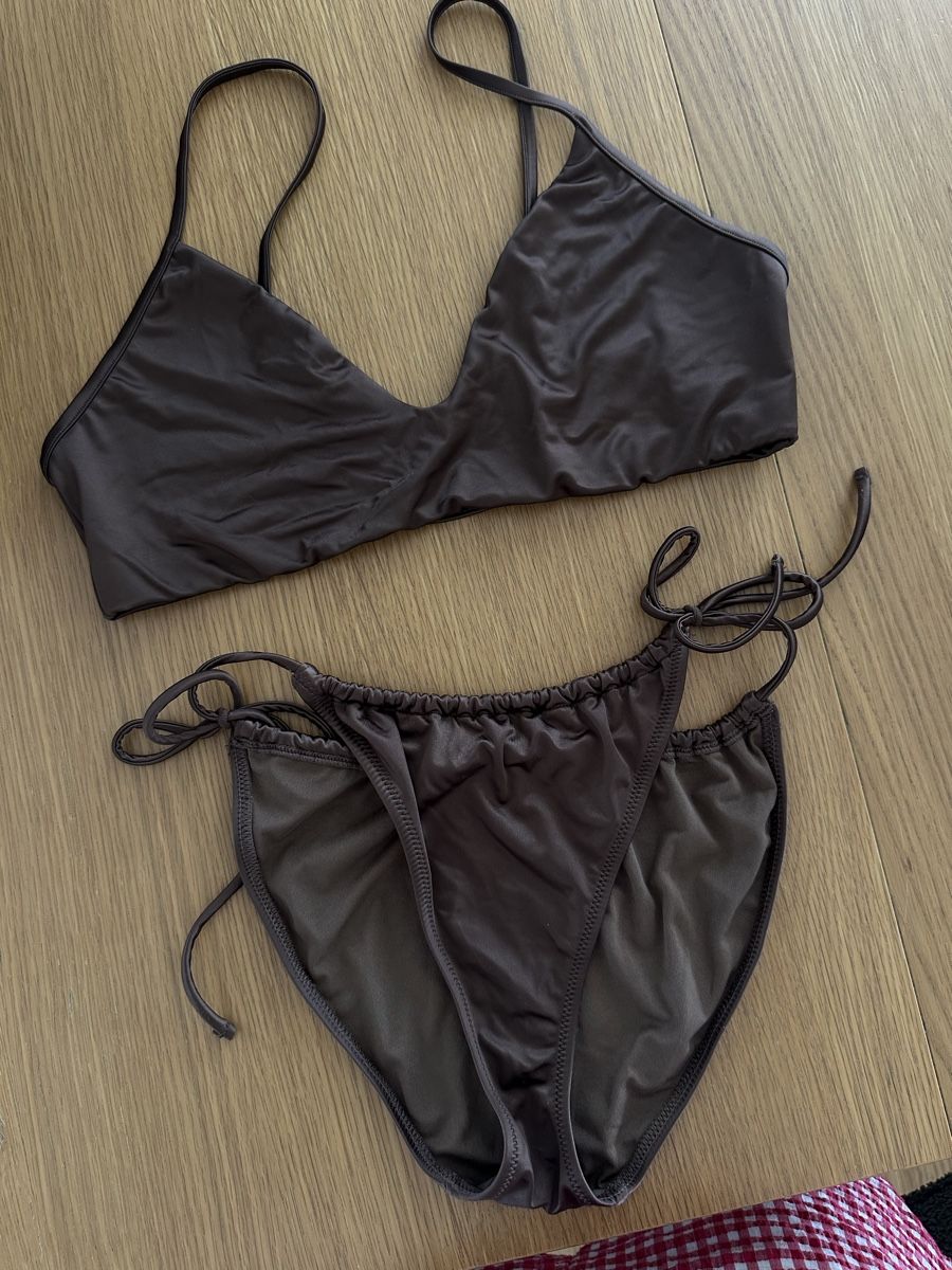 Weekday Badekleider & Bikinis: Bikini braun Grösse M neuwertig – Neu (gemäss Beschreibung) aus Näfels von Siljab 2