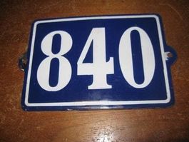 altes Emailschild-Hausnummer 840