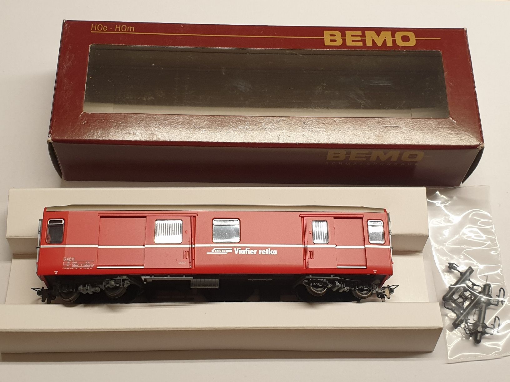 Bemo Trains électriques: Gepäckwagen Bemo 3269121 – D'occasion à Wil SG par bue_ff6k 6