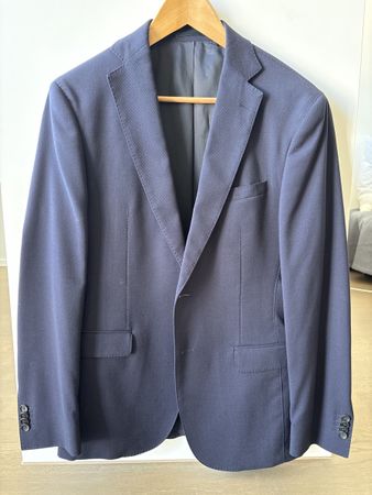Hugo Boss Suit dark blue size 46 Super 100 wool fabric