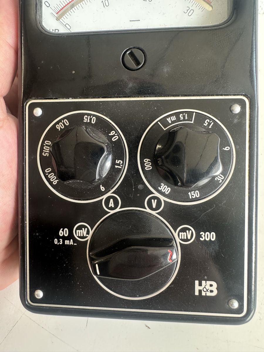 Misurare: Hartmann & Braun Multavi 5 Vintage Messgerät mit Ledertasche – Usato da Zetzwil venduto da ZB05 2