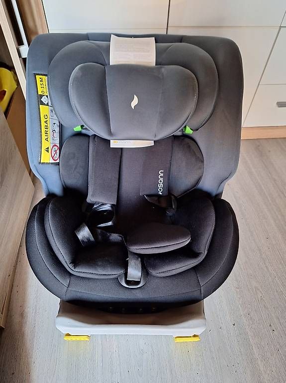 Seggiolini per auto: Siège auto enfant  – Usato da Bussy-sur-Moudon venduto da car_hh2h 2