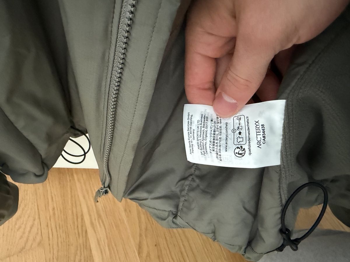 Arcteryx Giacche: Arcetryx Übergangsjacke Grün – Nuovo (secondo la descrizione) da Zürich venduto da jonaslw 3