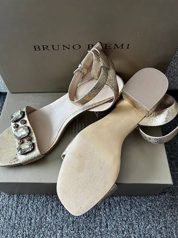 Scarpe da donna: Bruno Premi Sandalen Gr.39 – Usato da Zürich venduto da Magali018 4