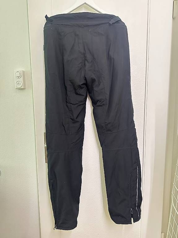 Dainese Kleiderpakete: Dainese Motorradjacke & Hose Set – Gebraucht aus Zürich von _RR_ 4