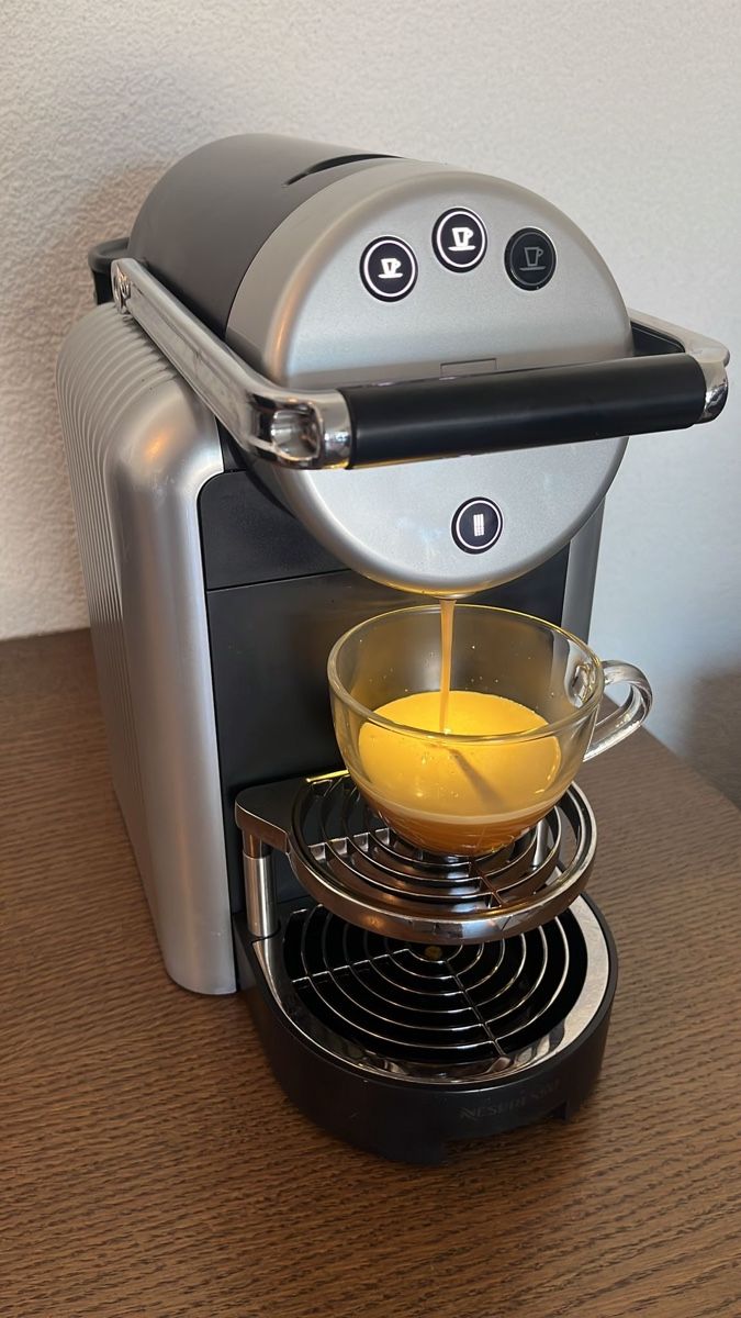 Nespresso Macchine per caffè & Macchine per espresso: Nespresso Zenius Kaffeemaschinen  – Usato da Root venduto da HHParts 1