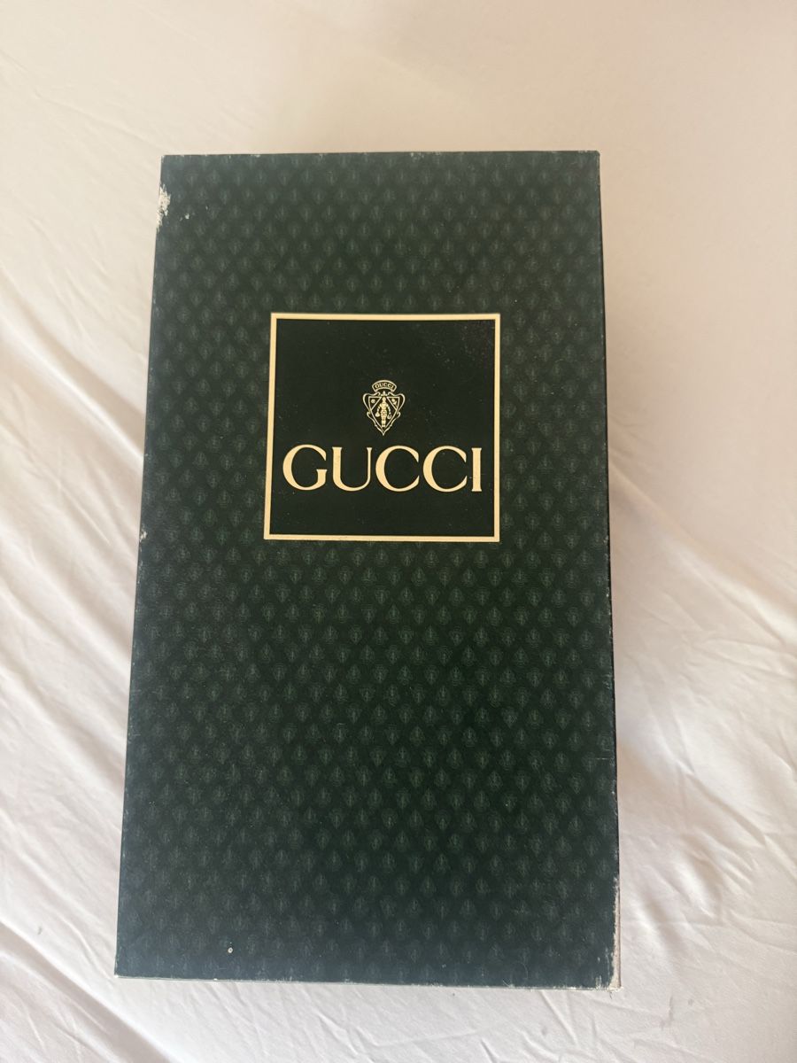 Caisses de transport: vintage gucci schuh-karton – D'occasion à Basel par zuchetti