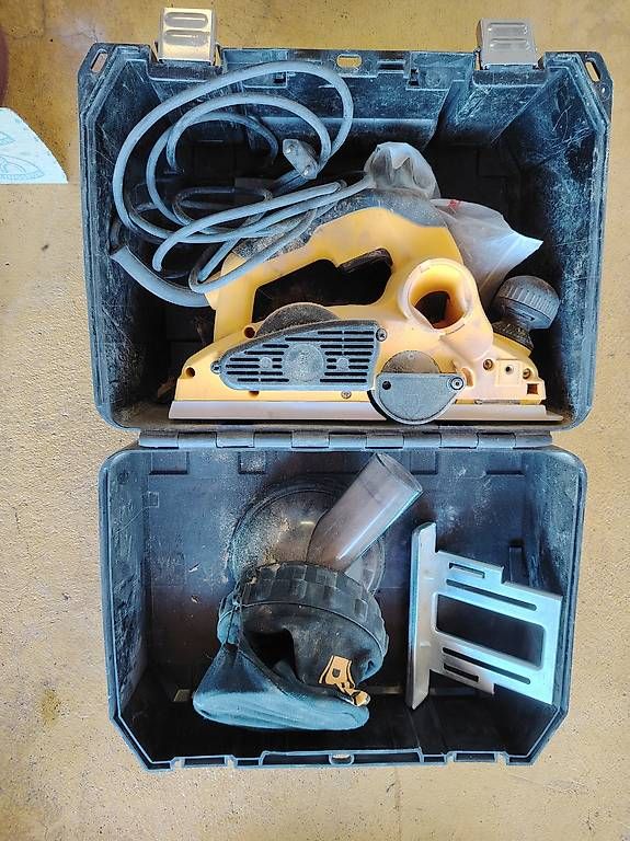 Tutte le macchine: DeWalt Hobelmaschine – Usato da Wilen b. Wollerau venduto da Karin1985