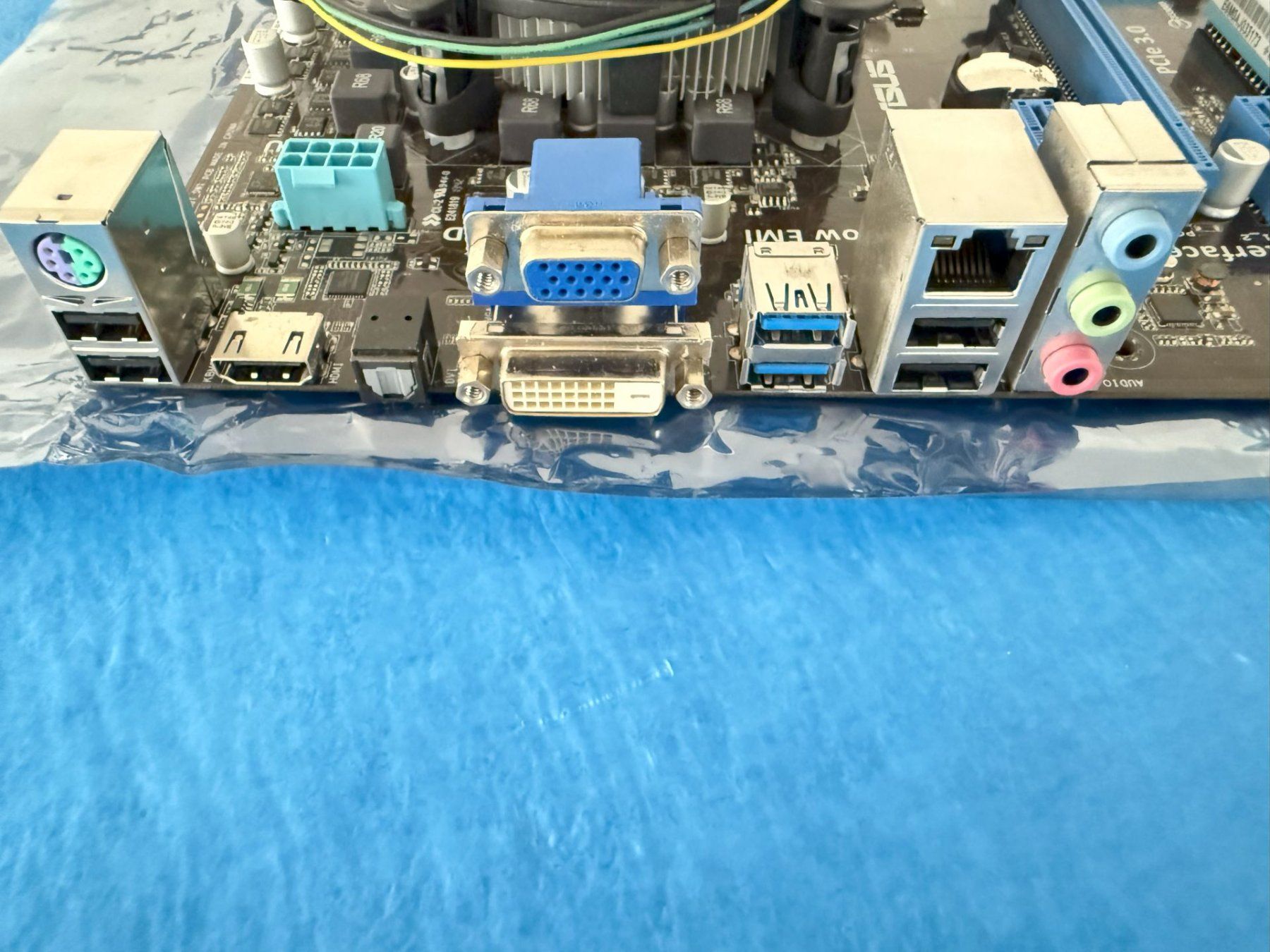 Intel Schede madri: Bundle - Mainboard & CPU & RAM in Topzustand – Usato da Rothenburg venduto da Patri00 4