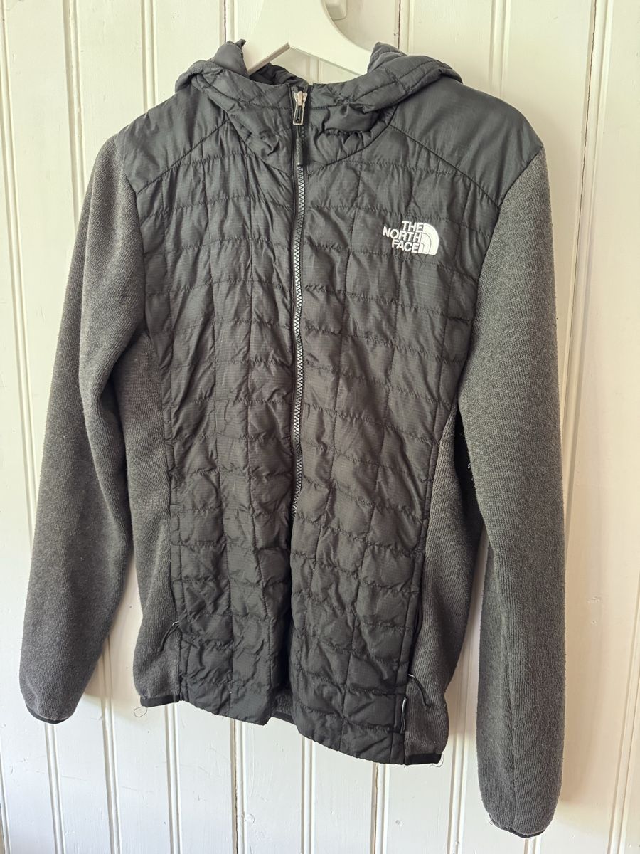North Face Jacken: Herrenjacke S – Gebraucht aus Schwellbrunn von 73zubi77