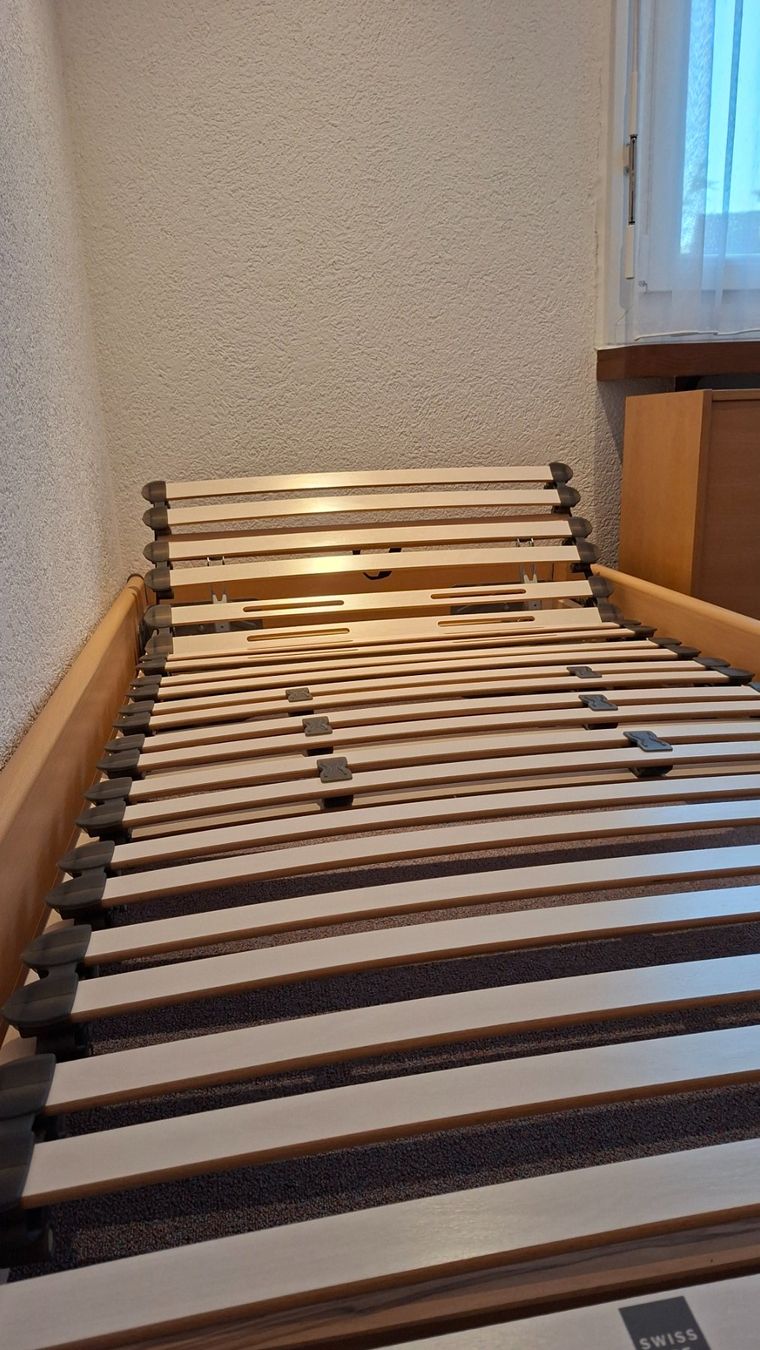 Lits: Qualitativ gutes Einzelbett – D'occasion à Wiesendangen par sgr_lq7w 1