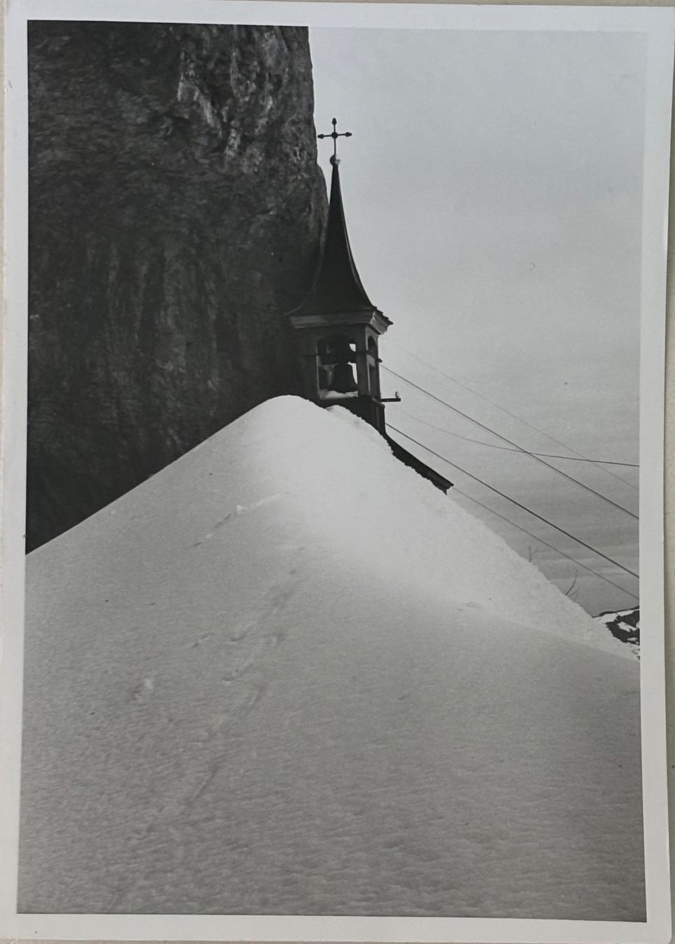 Cartoline postali: Foto E. Grubenmann, Appenzell, Wildkirchli, 12 x 9 cm – Usato da Frauenfeld venduto da Merk52