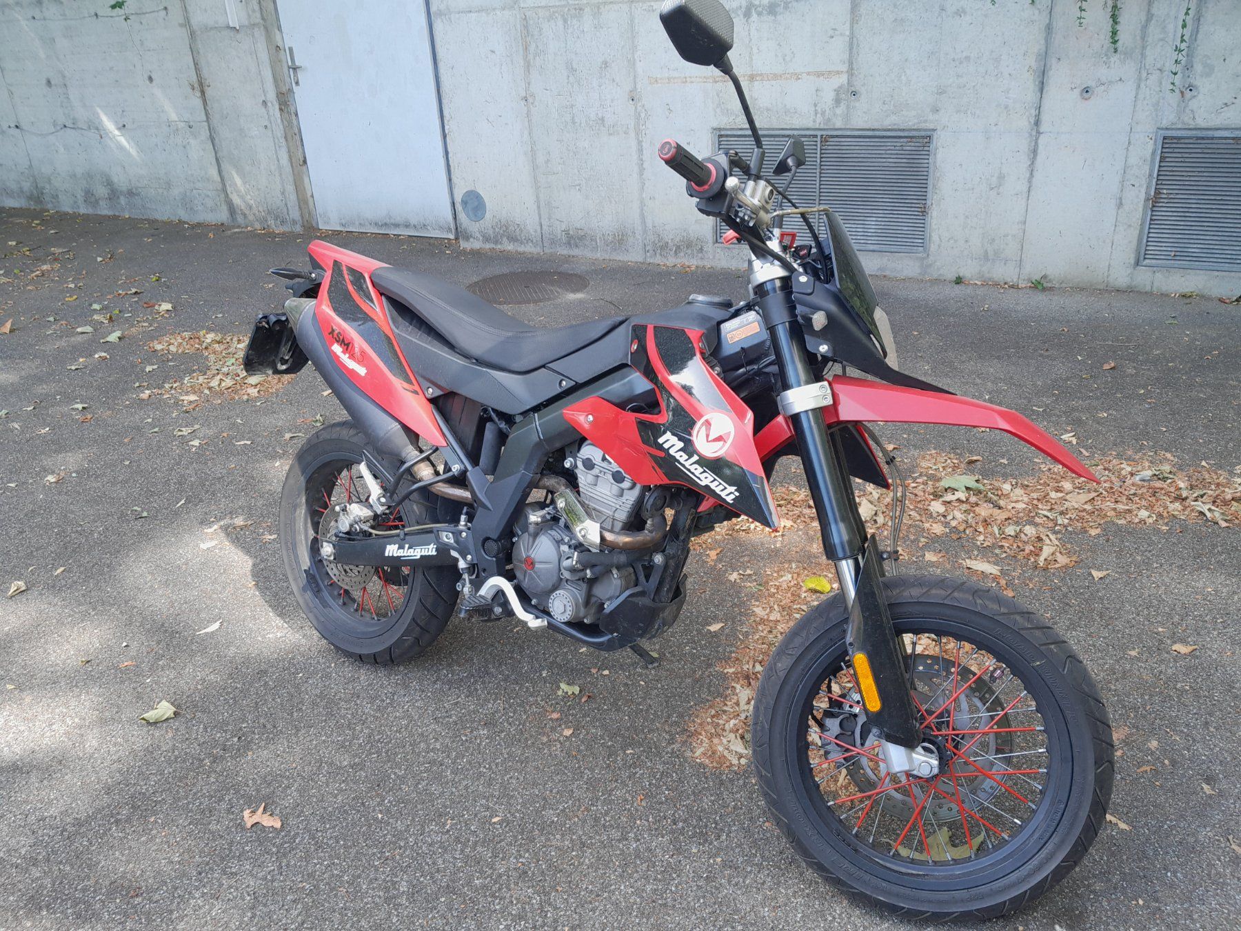 Malaguti Strada: Malaguti XSM 125 Motorrad – Usato da Bremgarten b. Bern venduto da Lion-26