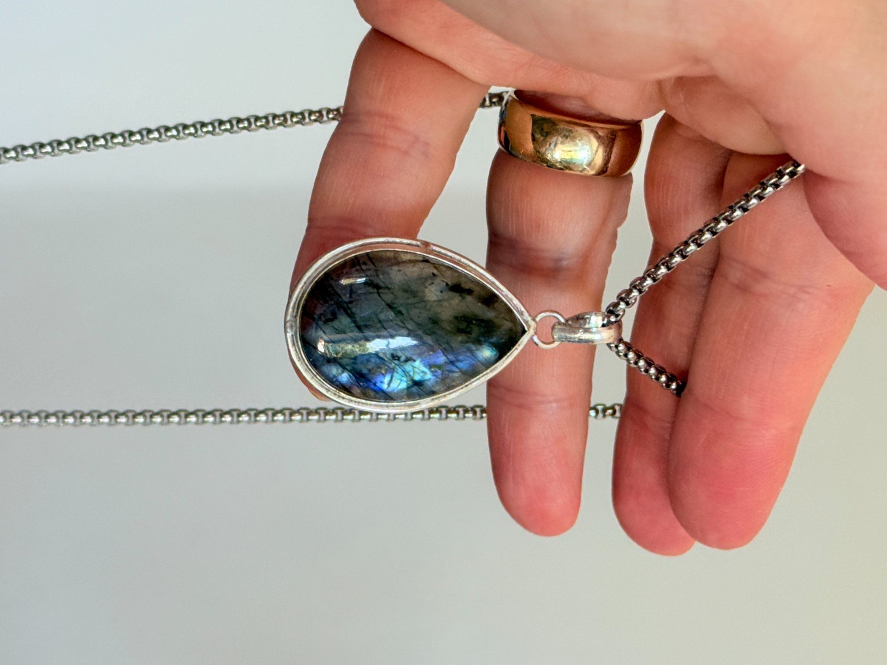 Catenine: Superbe collier Labradorite neuf ✨ Élégant – Nuovo e nell'imballaggio originale da Genève venduto da AWWA 5