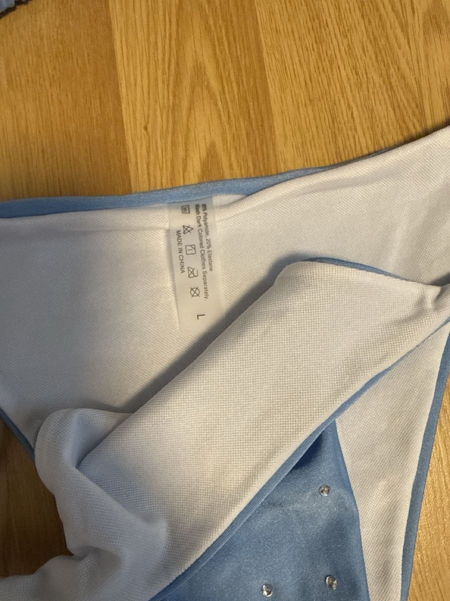 Costumi da bagno & Bikini: Bikini hellblau Strass Grösse L neuwertig – Nuovo (secondo la descrizione) da Schlieren venduto da Schnaepliparadies 3