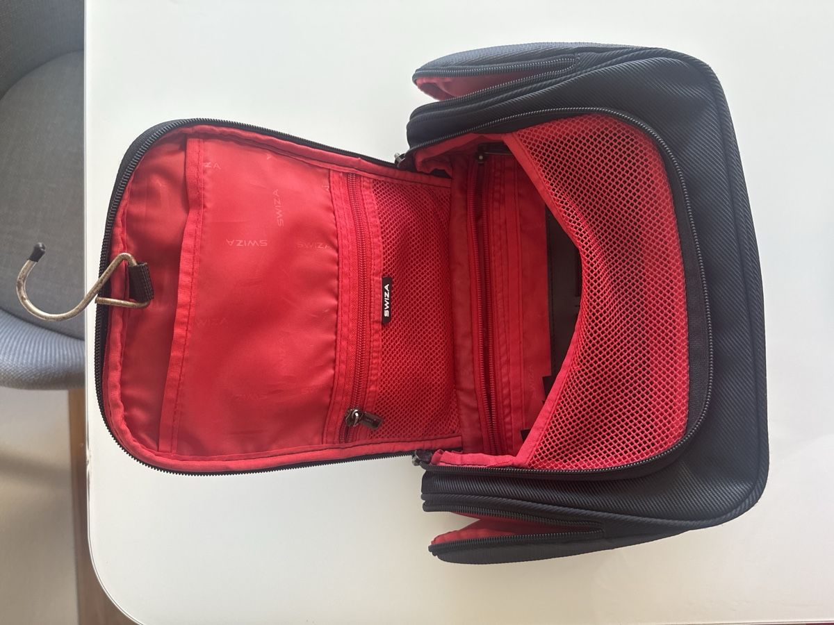 Custodie per cosmetici: Necessaire/Waschtasche Swiza – Usato da Bern venduto da akl_sy9s 1