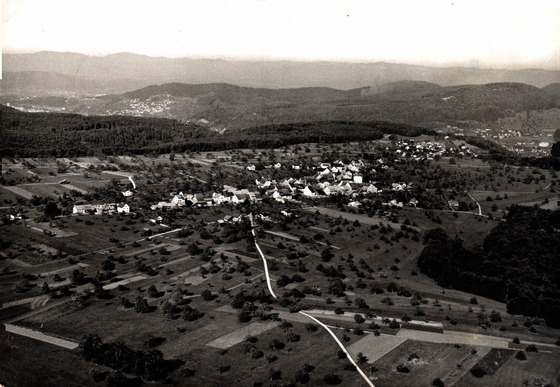 Cartoline postali: Flugaufnahme Seltisberg BL – Usato da Bronschhofen venduto da Astore