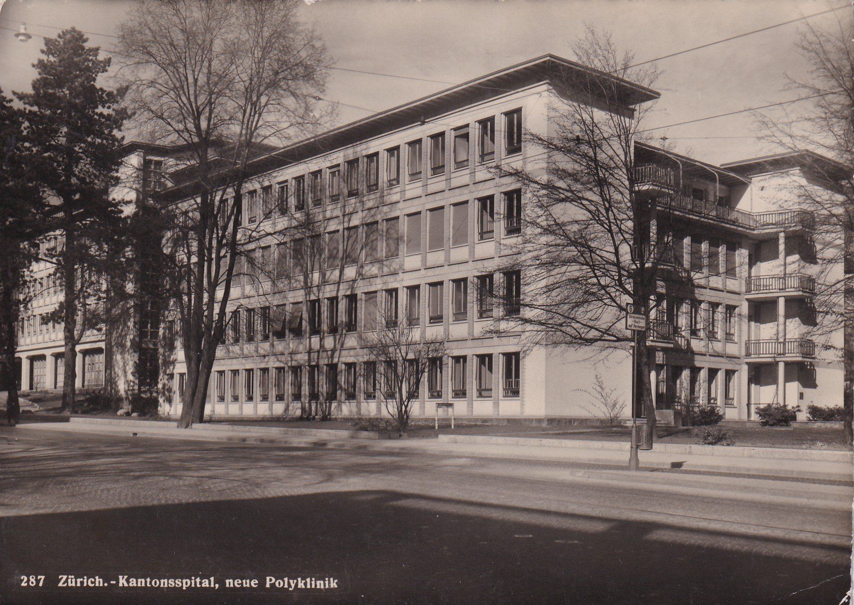 Cartoline postali: Zürich Kantonsspital neue Polyklinik – Usato da Cormoret venduto da Pascalll2001