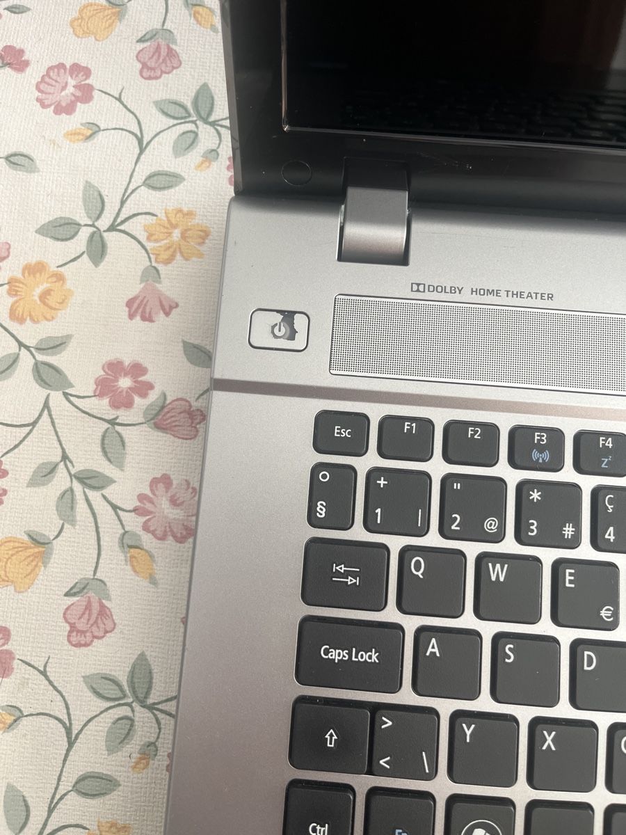Acer Notebooks: Laptop Acer – Defekt aus Corpataux von leajsl 4