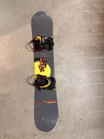 Hammer Snowboard mit Bindung