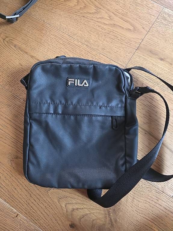 Borse: FILA tasche – Usato da Höri venduto da SandroundEdita
