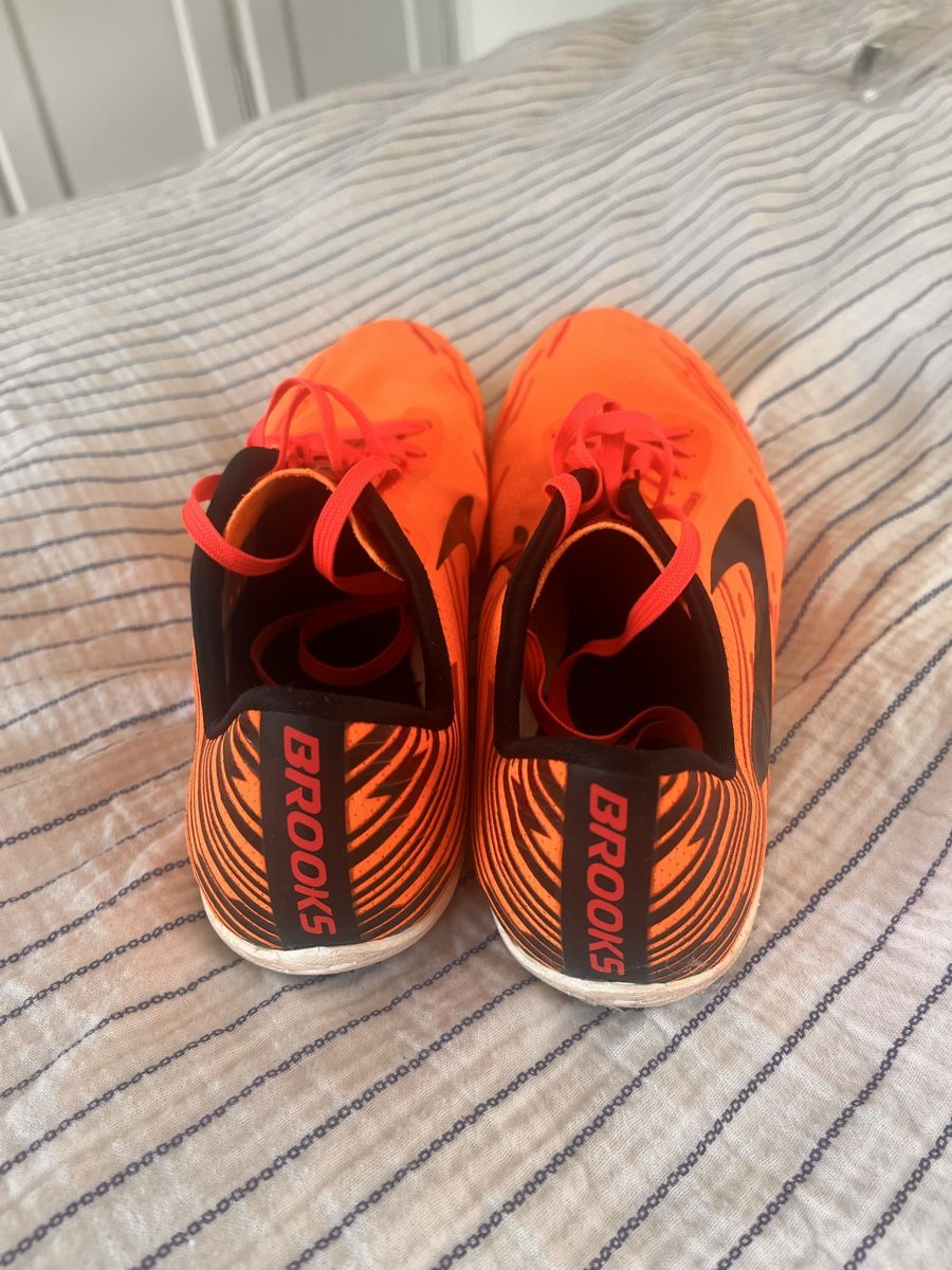 Scarpe da uomo: Brooks Leichtathletik Schuhe – Usato da Liebefeld venduto da fab_z2m8 1