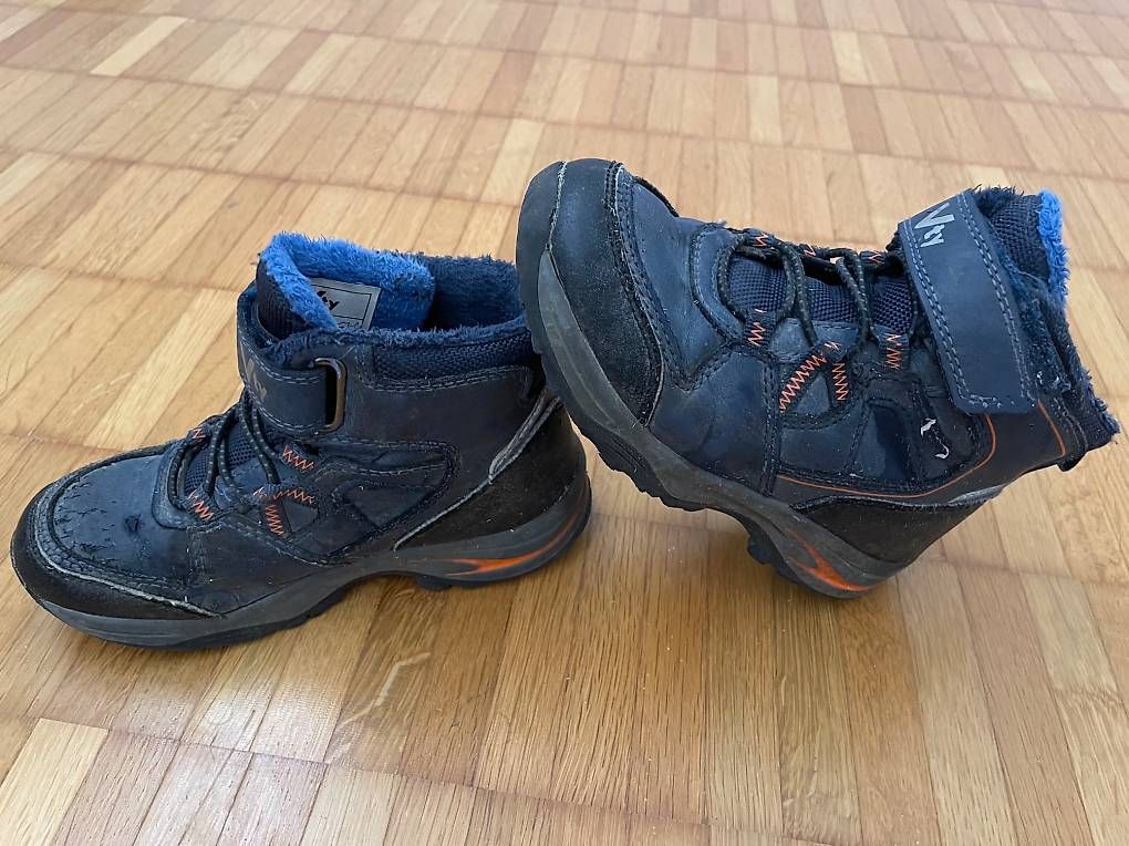 Scarpe per ragazzi: Winterschuhe Schuhe Grösse 28 – Usato da Endingen venduto da andrealita1983