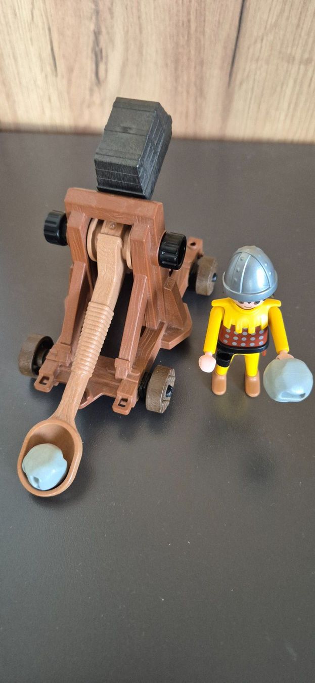 Playmobil Giocattoli: Playmobil Katapult mit Figur -Top Zustand! – Usato da Weisslingen venduto da ajnosa56 2