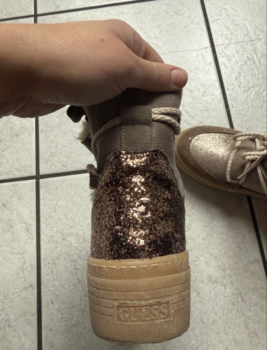 Scarpe da donna: GUESS BOOTS 38 – Nuovo (secondo la descrizione) da Herbligen venduto da T-esthetic 1