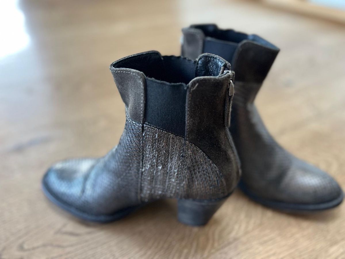 Scarpe da donna: Dunkelgraue History 541 Stiefeletten – Usato da Bern venduto da ulo_1 1