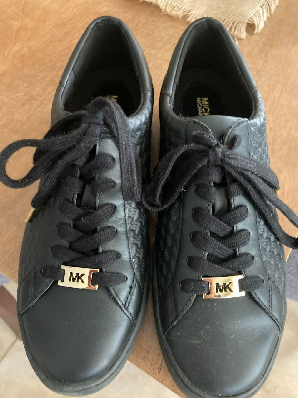Michael Kors Scarpe da donna: Michael Kors Sneakers Damen – Usato da Volketswil venduto da casertana