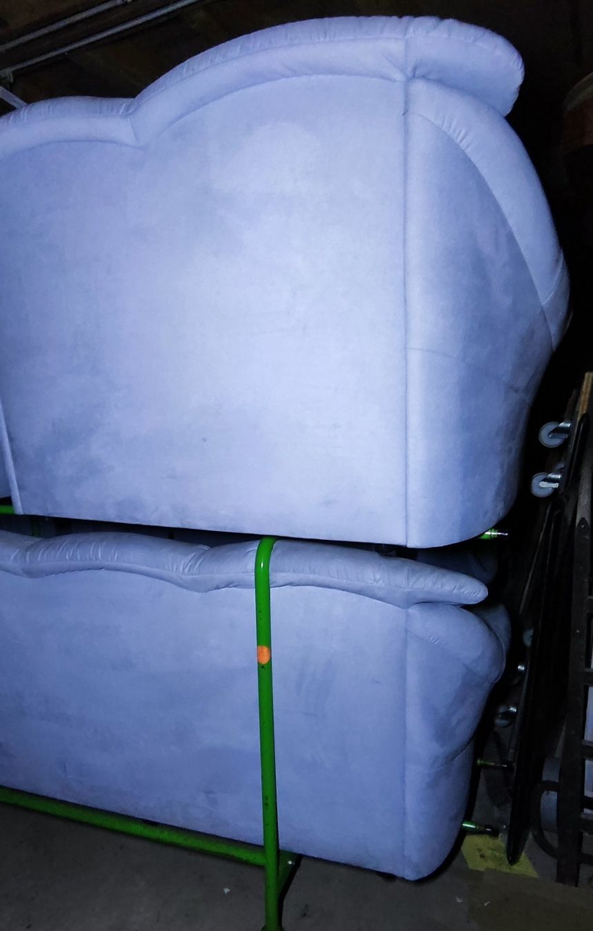 Sofas: Polstergruppe Bezug Alcantara blau – Gebraucht aus Rorschacherberg von snOOpydOg11 2