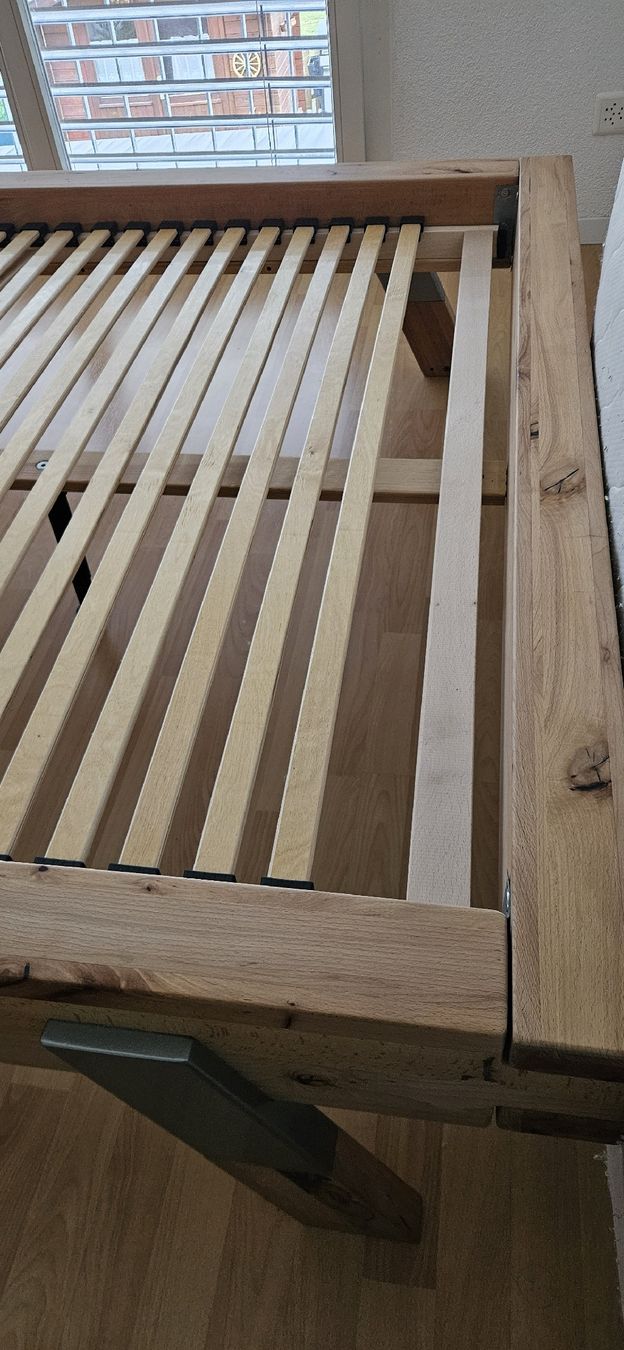 Articoli in legno: Holz Bett inkl. Lattenrost – Usato da Kollbrunn venduto da Ignjat1211 3