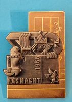 Basler Fasnachtsplakette/gold/1966