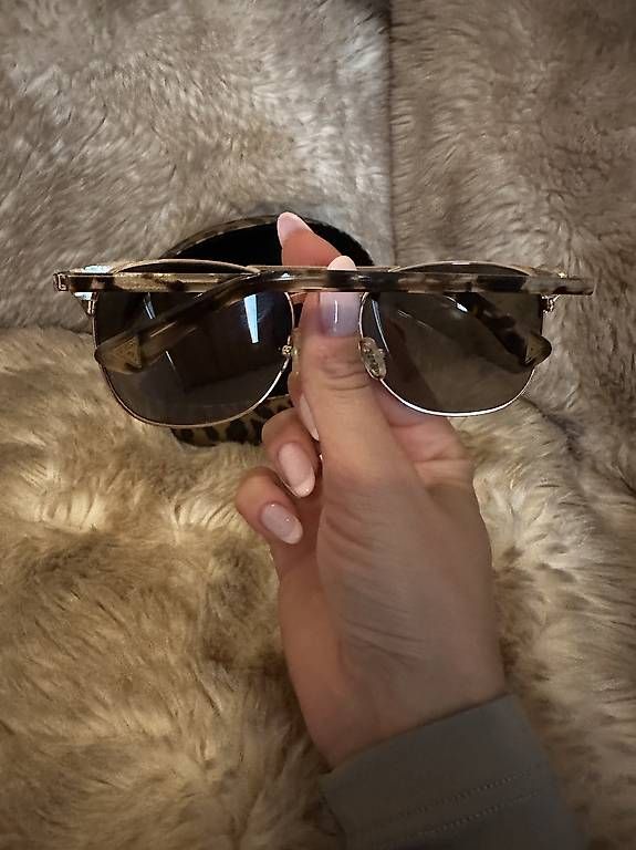 Occhiali & Lenti: Guess Sonnenbrille – Usato da Lenzburg venduto da marciaX19 2