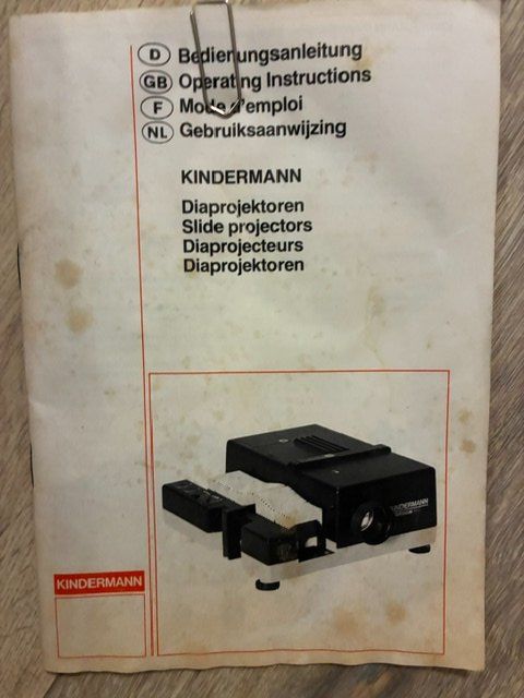 Proiettori: Kindermann Autofocus Dia-Projektor, funktionstuechtig – Usato da Urtenen-Schönbühl venduto da khenzer01 1