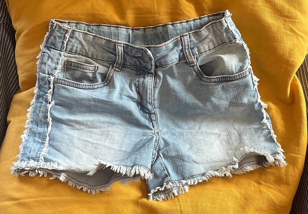 Tally Weijl Pantaloni: 2 Hotpants Jeans Gr. 158/ Size 32 – Usato da Urdorf venduto da Resumasa 4