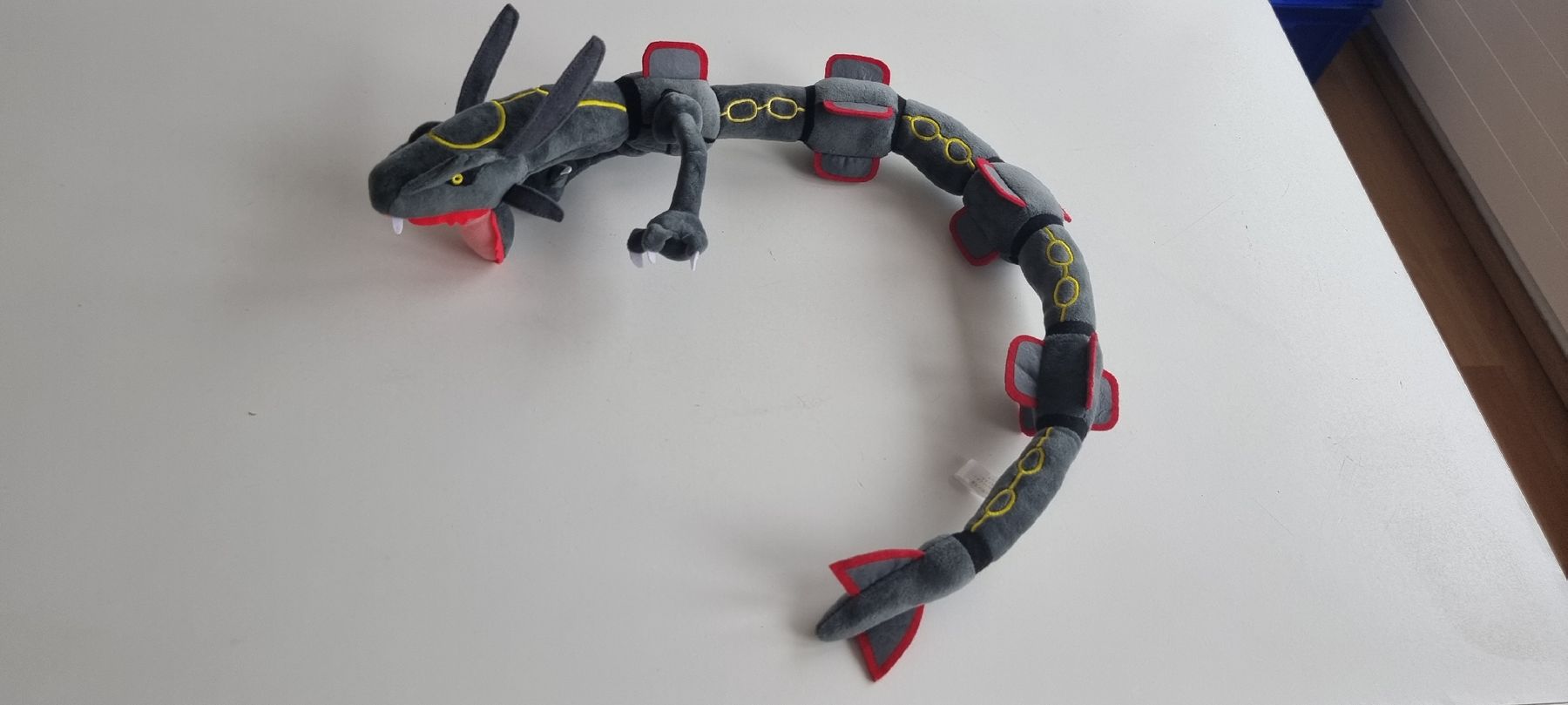 Giocattoli: Shiny Rayquaza Plüschtier - Pokemon – Usato da Aarau Rohr venduto da Shad 2