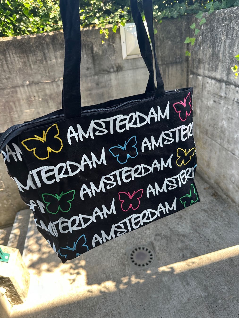 Taschen für Damen: Robin Ruth Tasche – Neu (gemäss Beschreibung) aus Egg b. Zürich von polyana.sb