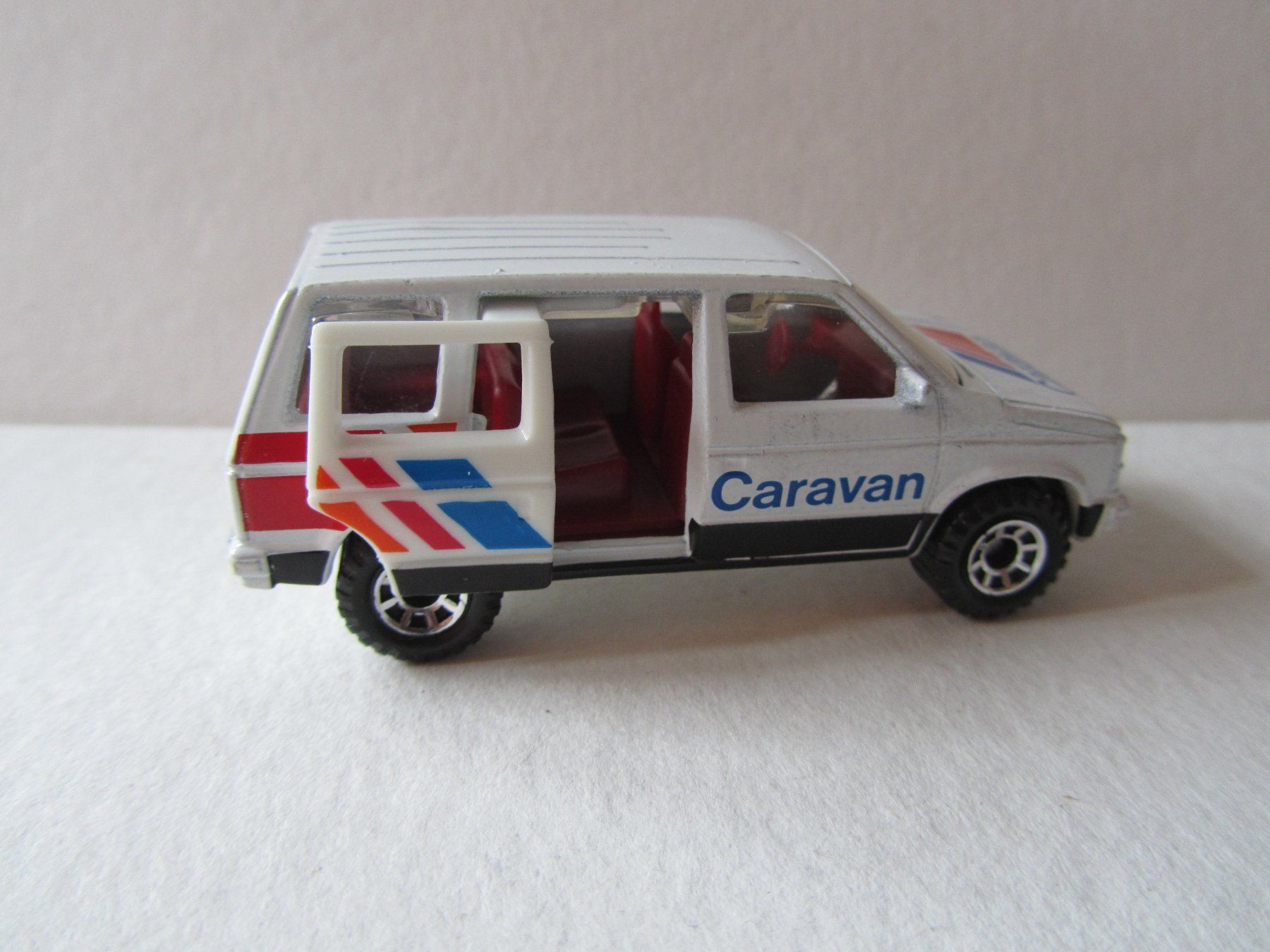 Matchbox Modellautos: Dodge Caravan, Matchbox Macau, unbespielt – Gebraucht aus Weiningen ZH von dietsch57 3