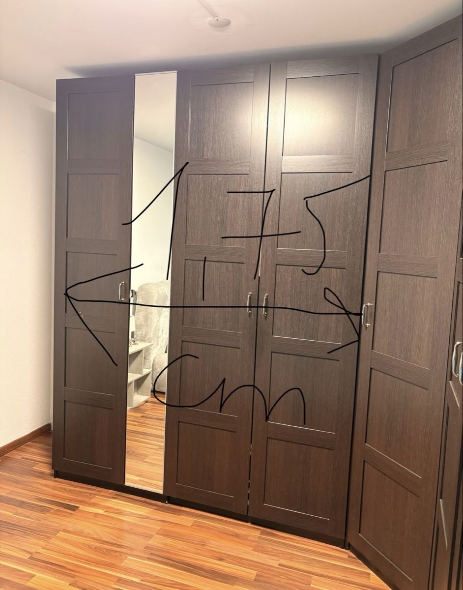 Ikea Schränke: Ikea Pax Kleiderschrank – Gebraucht aus Beromünster von Ana.8 9