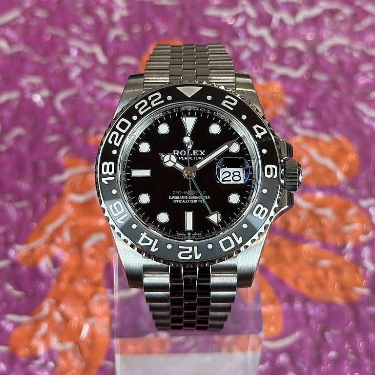 Orologi: Rolex GMT-Master II "Bruce Wayne" 126710GRNR – Usato da Genève venduto da minty.watches