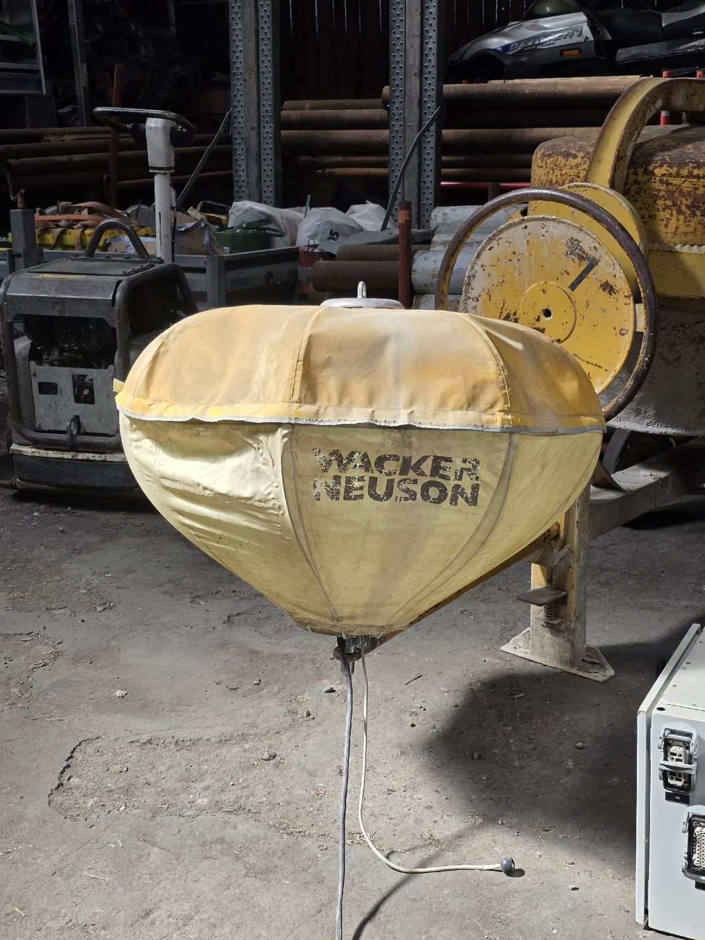 Altro per Ufficio & Commercio: WAKER NUSON BOLON LIGHTS  – Usato da Froideville venduto da Iseki1910 2