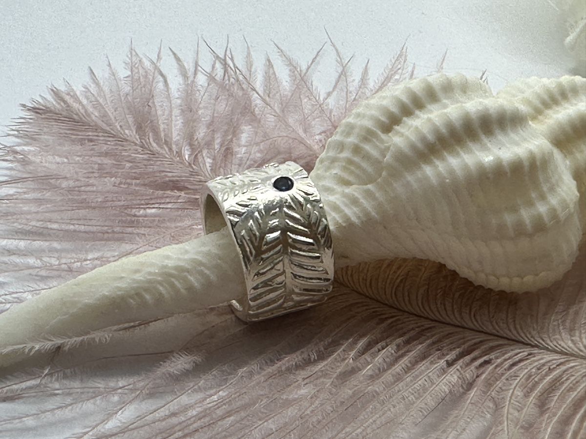 Anelli: Ring Handgemacht – Nuovo e nell'imballaggio originale da Niederglatt ZH venduto da Silberschmuck-design
