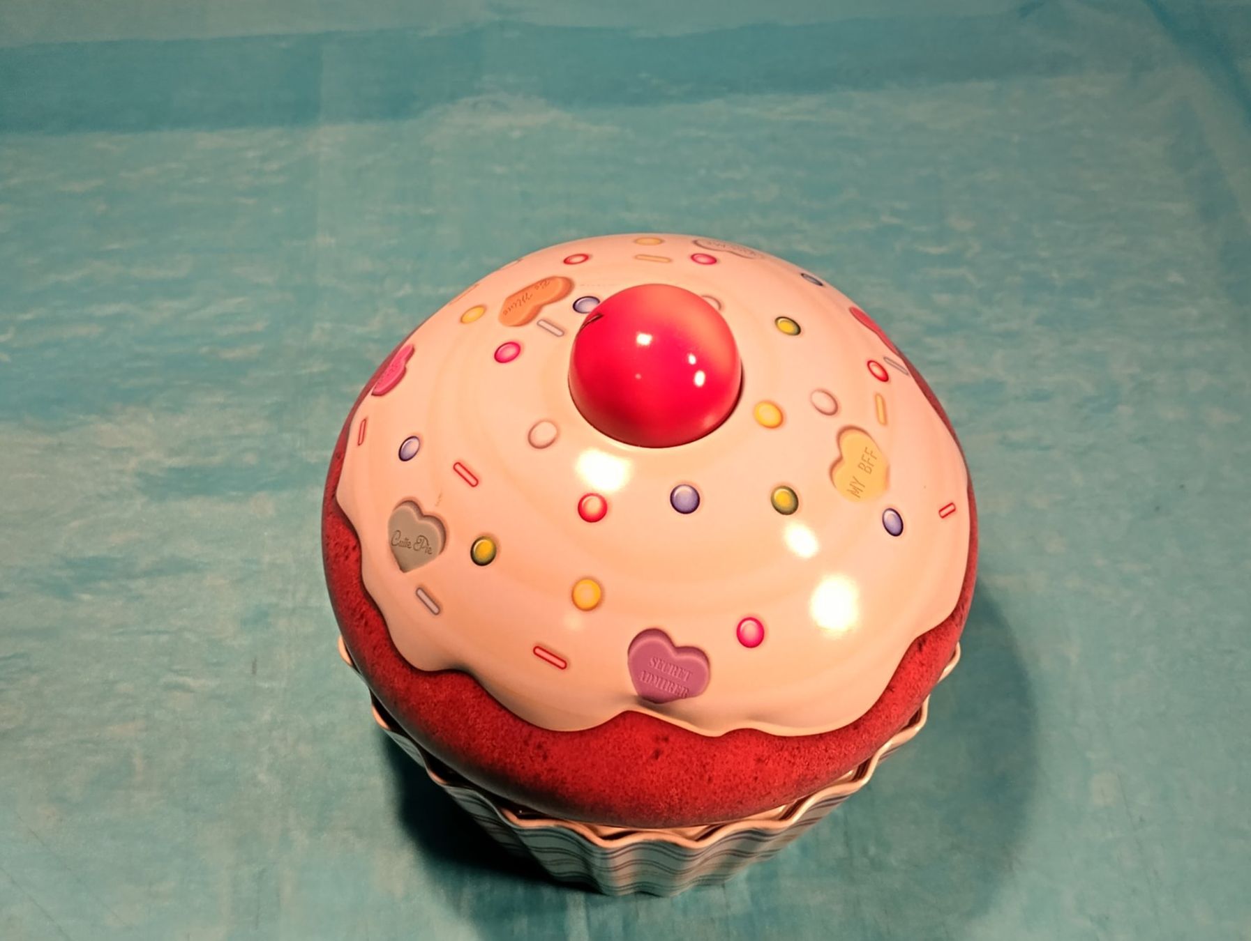 Altro in Decorazioni & Accessori: Blechbüchse  Cup Cake, Dm: 17cm – Usato da Bellach venduto da JingleCherry 1